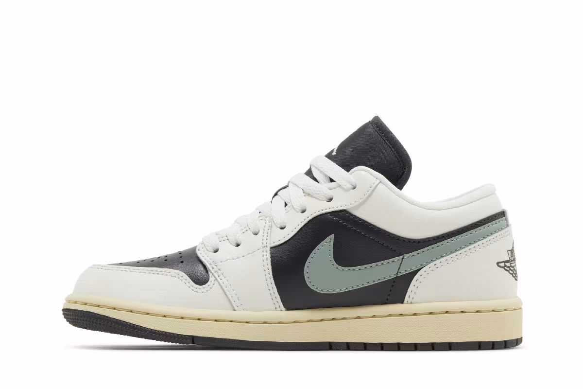 Women's Air Jordan 1 Low Jade Smoke, view 4