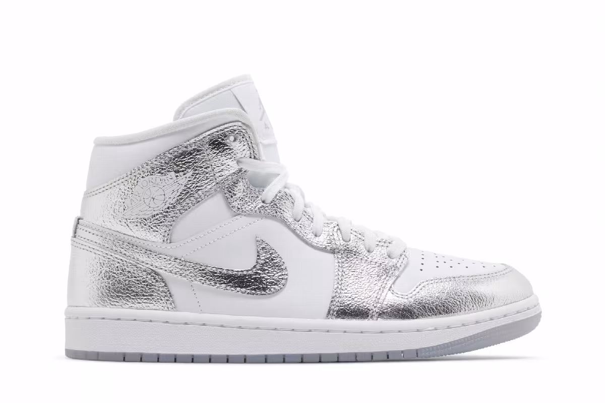 Women's Air Jordan 1 Mid SE Metallic Silver, view 2