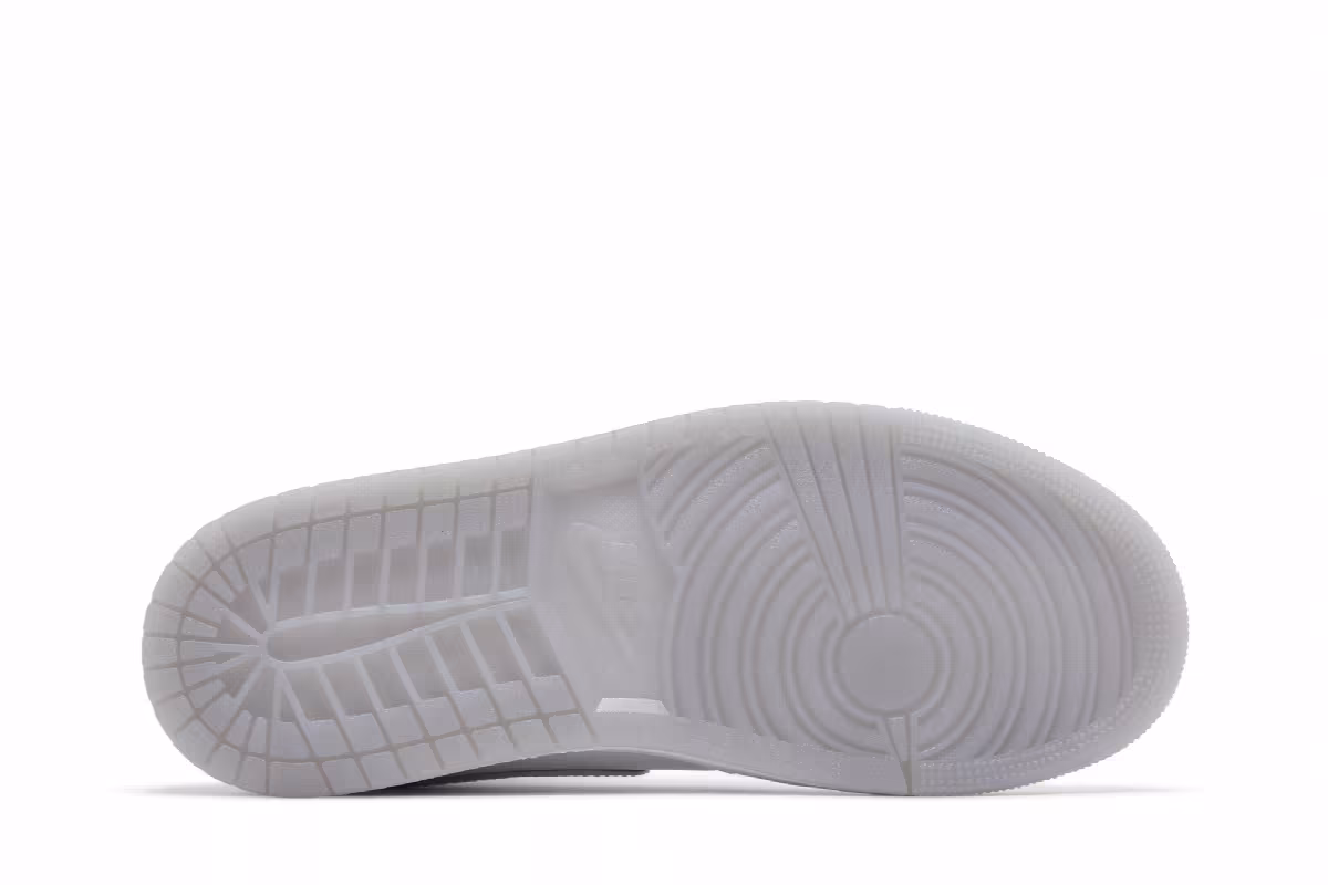 Women's Air Jordan 1 Mid SE Metallic Silver, view 5