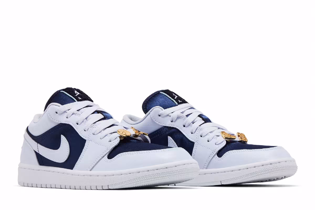 Women's Air Jordan 1 Low SE Midnight Navy Gold Charms, view 9