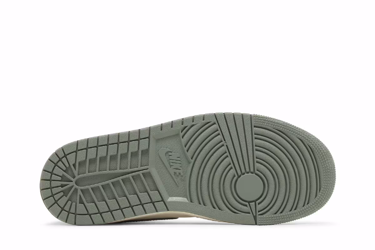 Women's Air Jordan 1 Mid Jade Smoke, view 5
