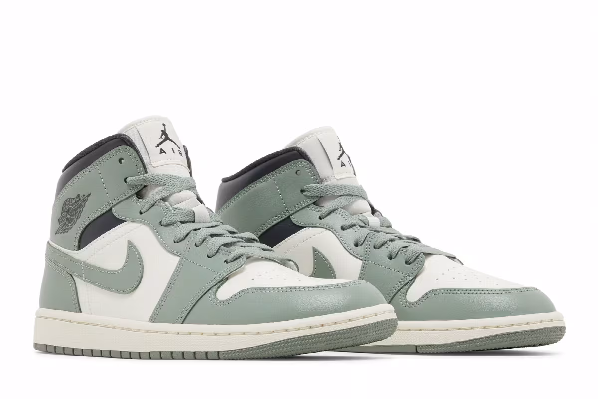 Women's Air Jordan 1 Mid Jade Smoke, view 9