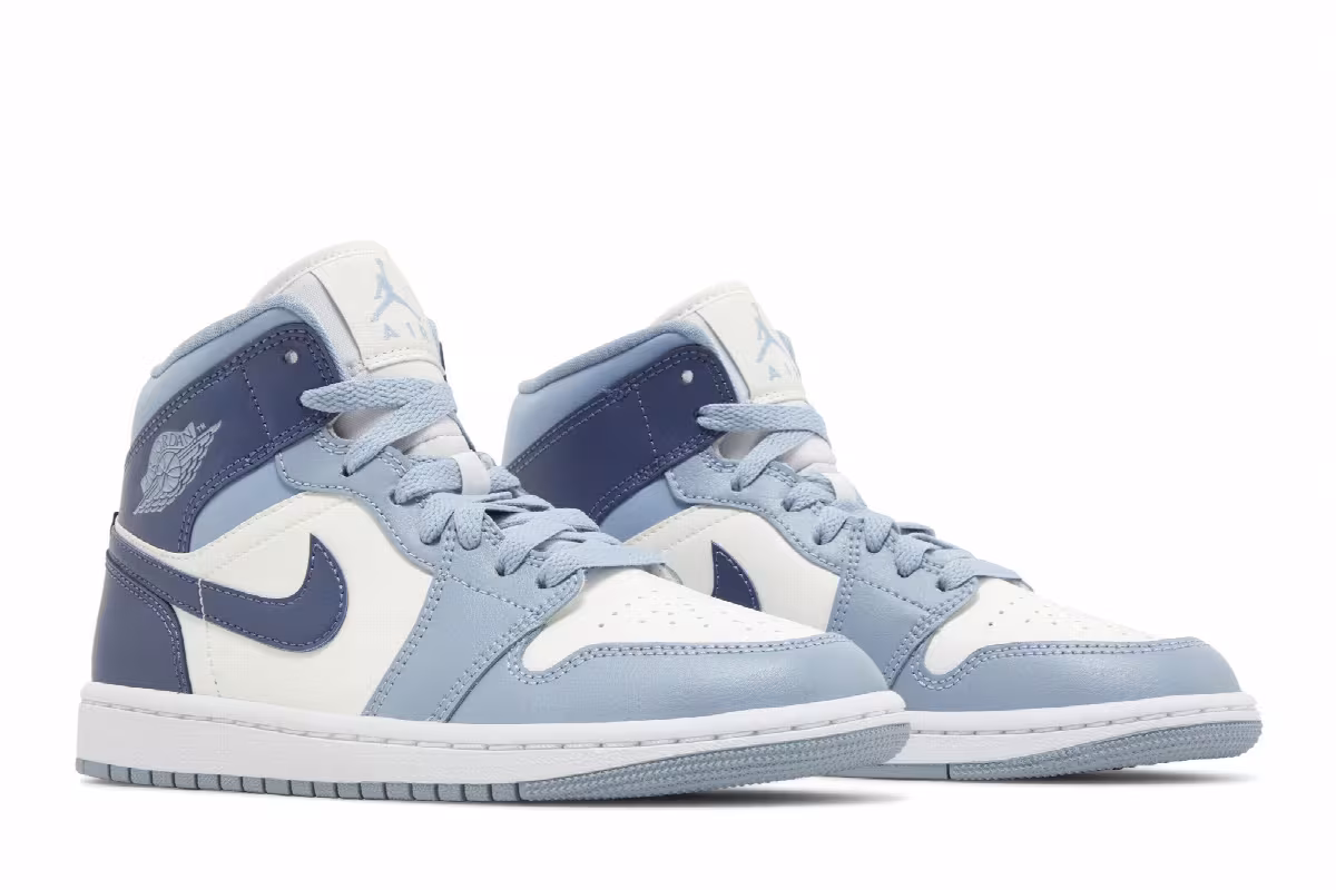 Women's Air Jordan 1 Mid Diffused Blue, view 9