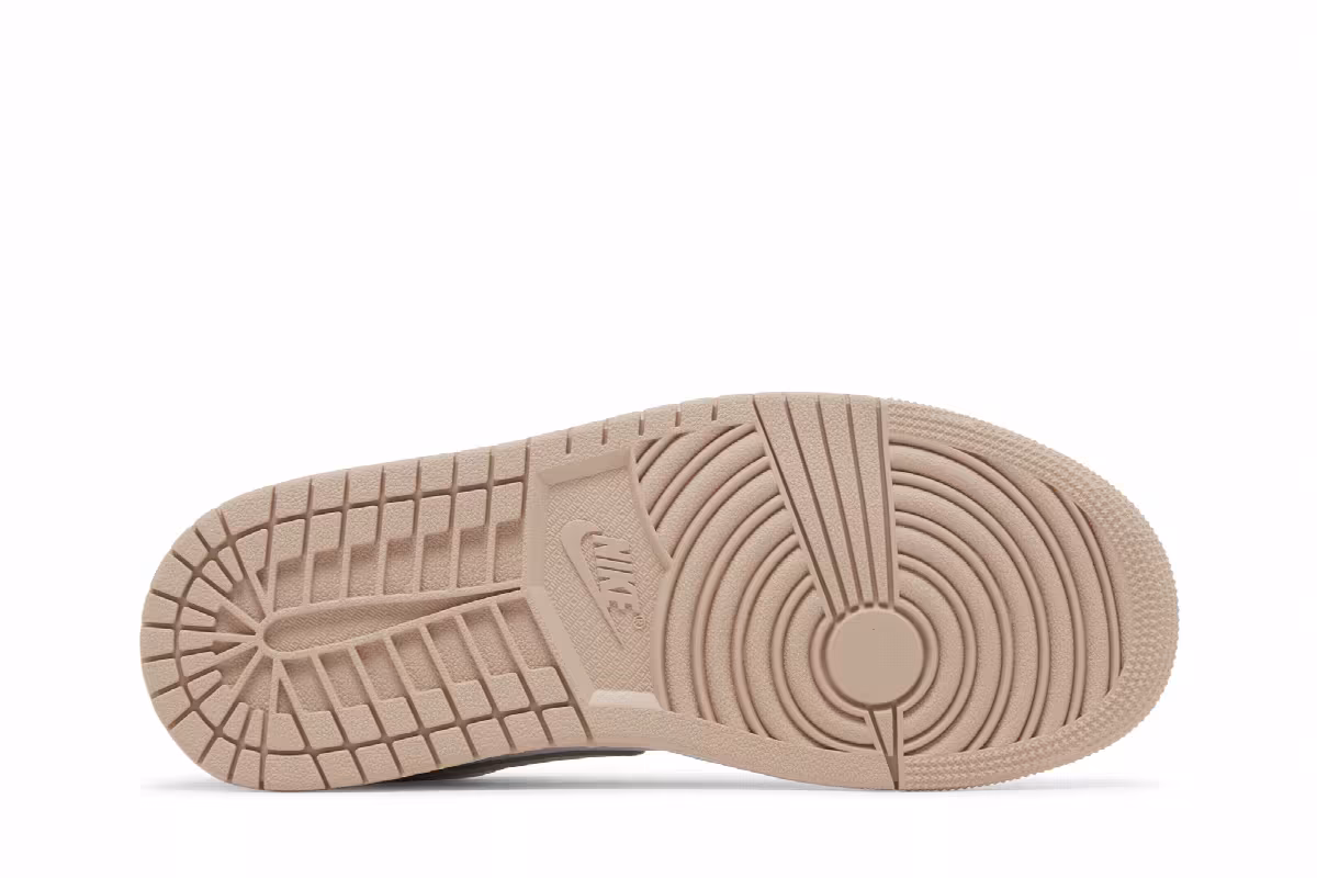 Women's Air Jordan 1 Low Particle Beige, view 5