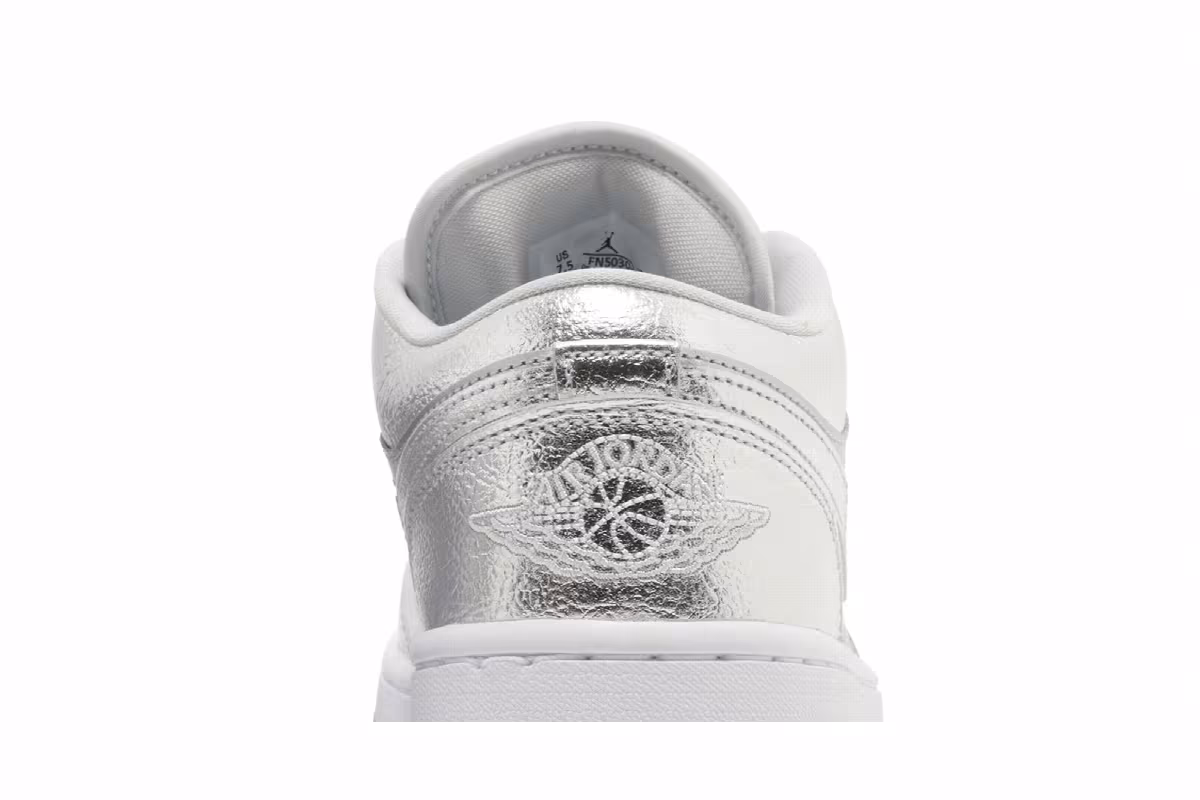 Women's Air Jordan 1 Low SE Metallic Silver, view 8