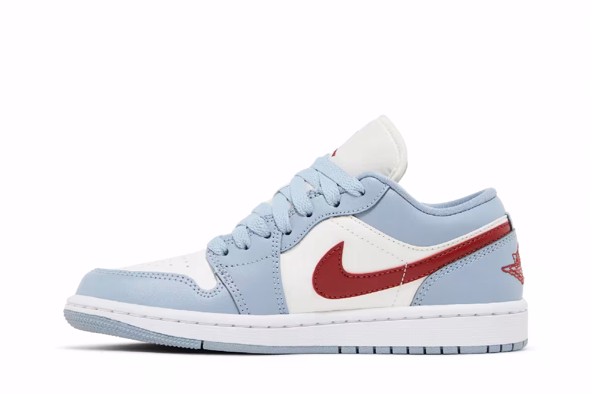 Women's Air Jordan 1 Low Blue Whisper Dune Red, view 4