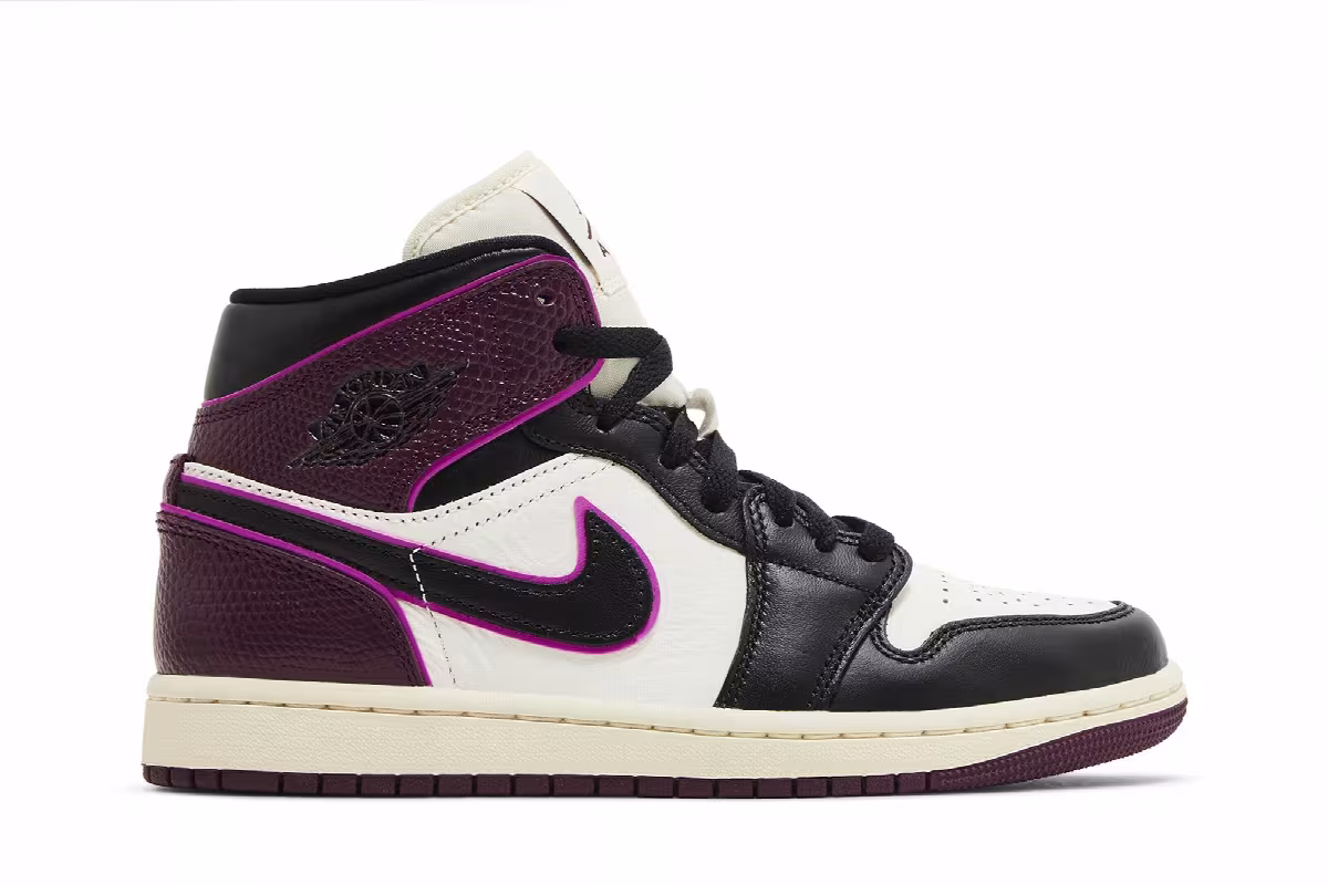 Women's Air Jordan 1 Mid SE Bordeaux, view 2