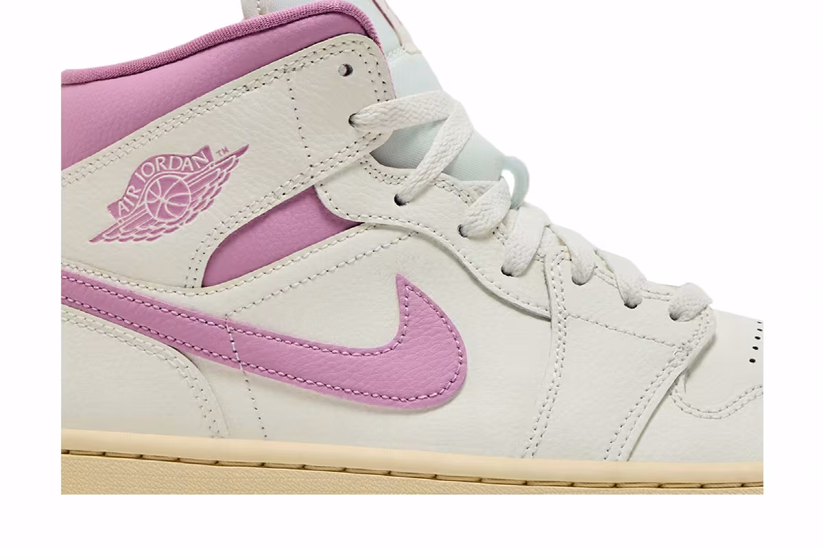 Women's Air Jordan 1 Mid Strawberries & Cream, view 3