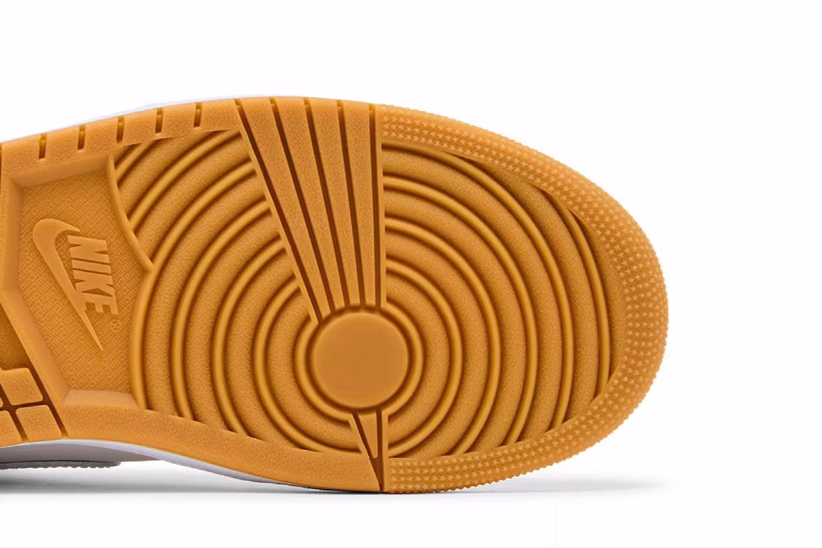 Women's Air Jordan 1 Mid Phantom Gum, view 6