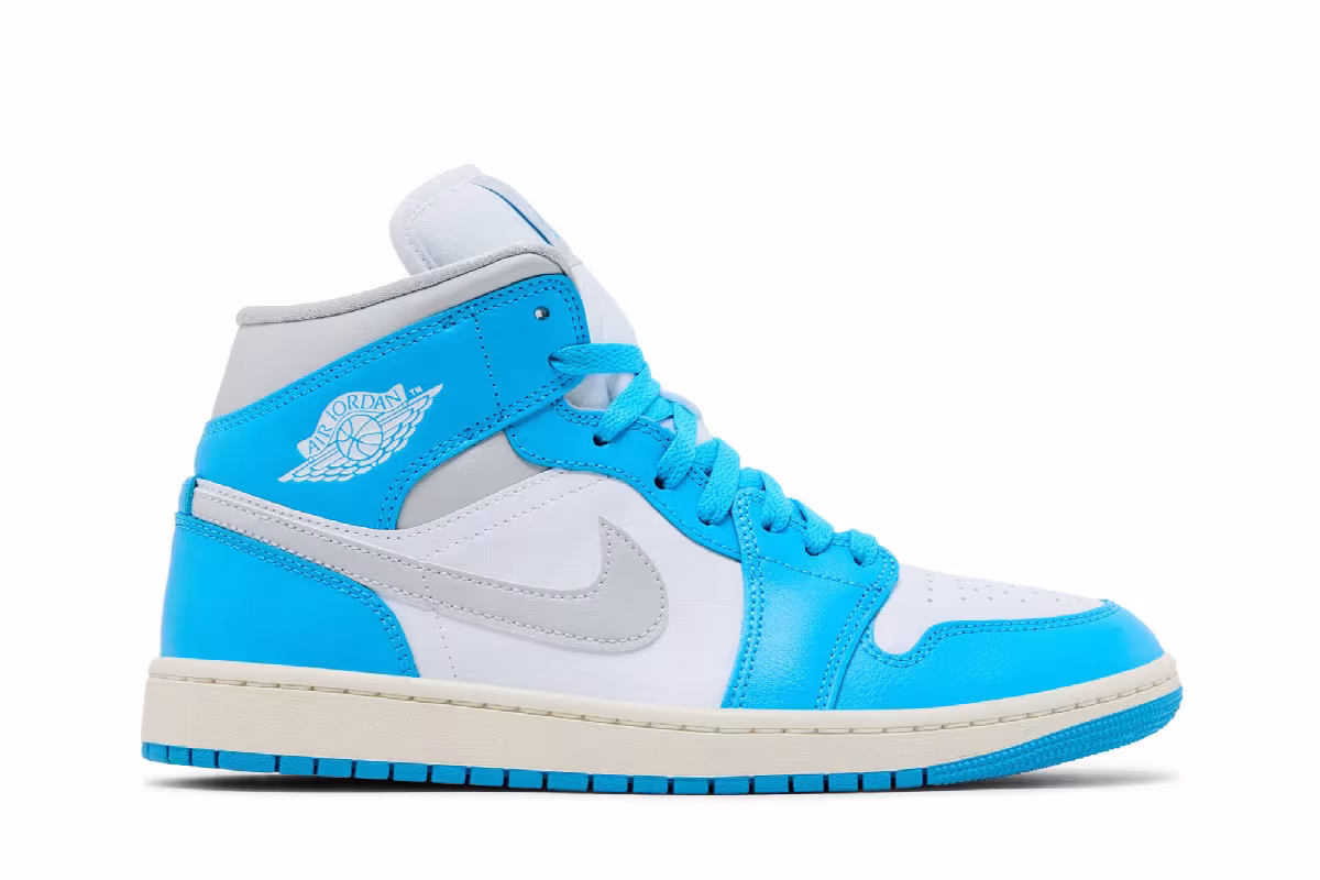 Women's Air Jordan 1 Mid Dark Powder Blue, view 2