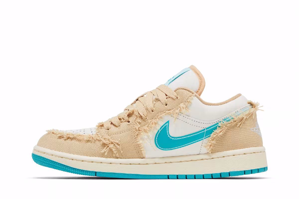 Women's Air Jordan 1 Low SE Wave, view 4