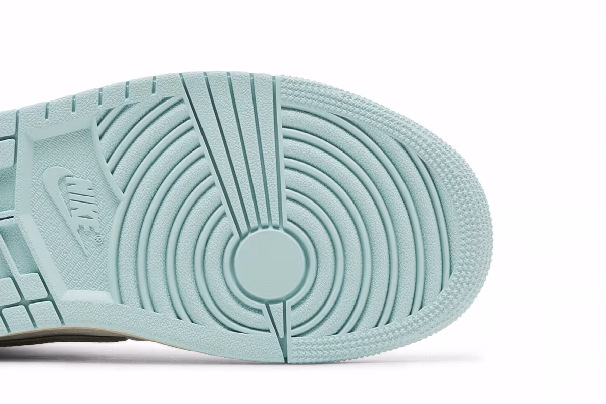 Women's Air Jordan 1 High Method of Make Hydrogen Blue Light Dew, view 6