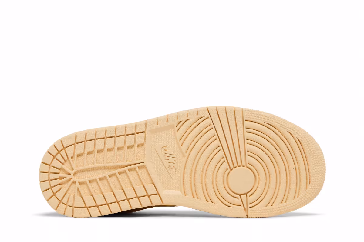 Women's Air Jordan 1 Low Sail Yellow Ochre, view 5