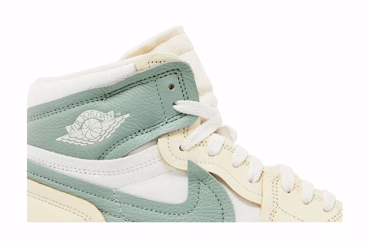 Women's Air Jordan 1 High Method of Make Jade Smoke, view 3