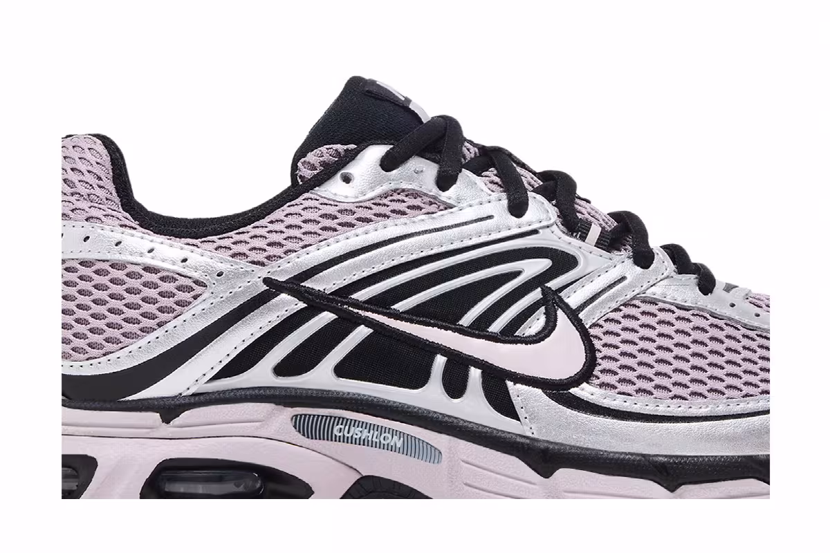 Nike Women's Air Max Moto 2K Light Violet Ore, view 3