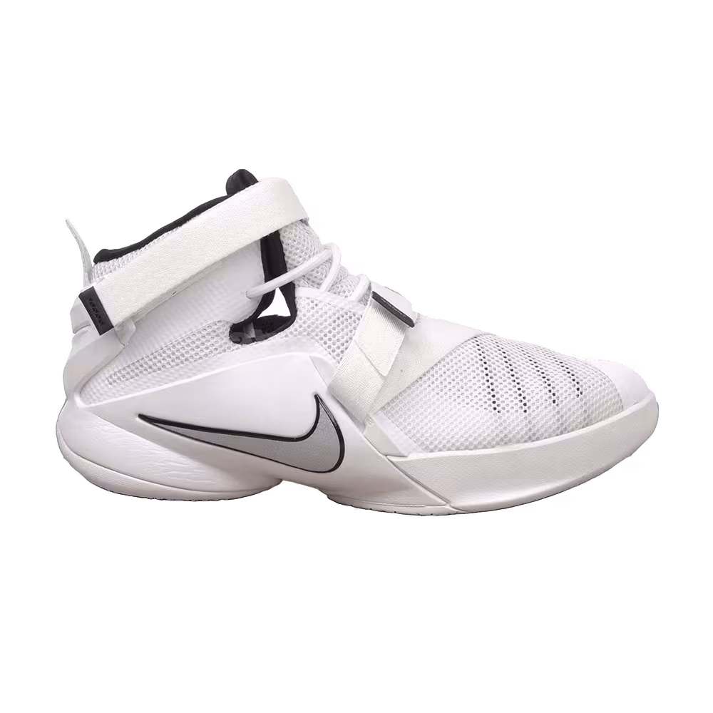 Nike LeBron Soldier 9 GS