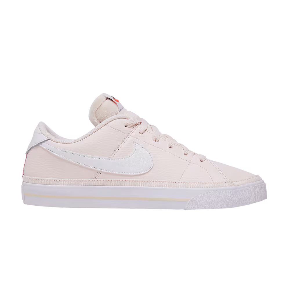 Nike Women's Court Legacy Light Soft Pink