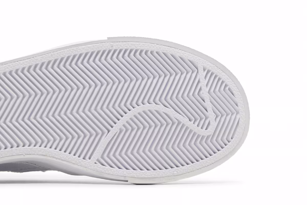 Nike Women's Court Legacy Slip-On Football Grey, view 6