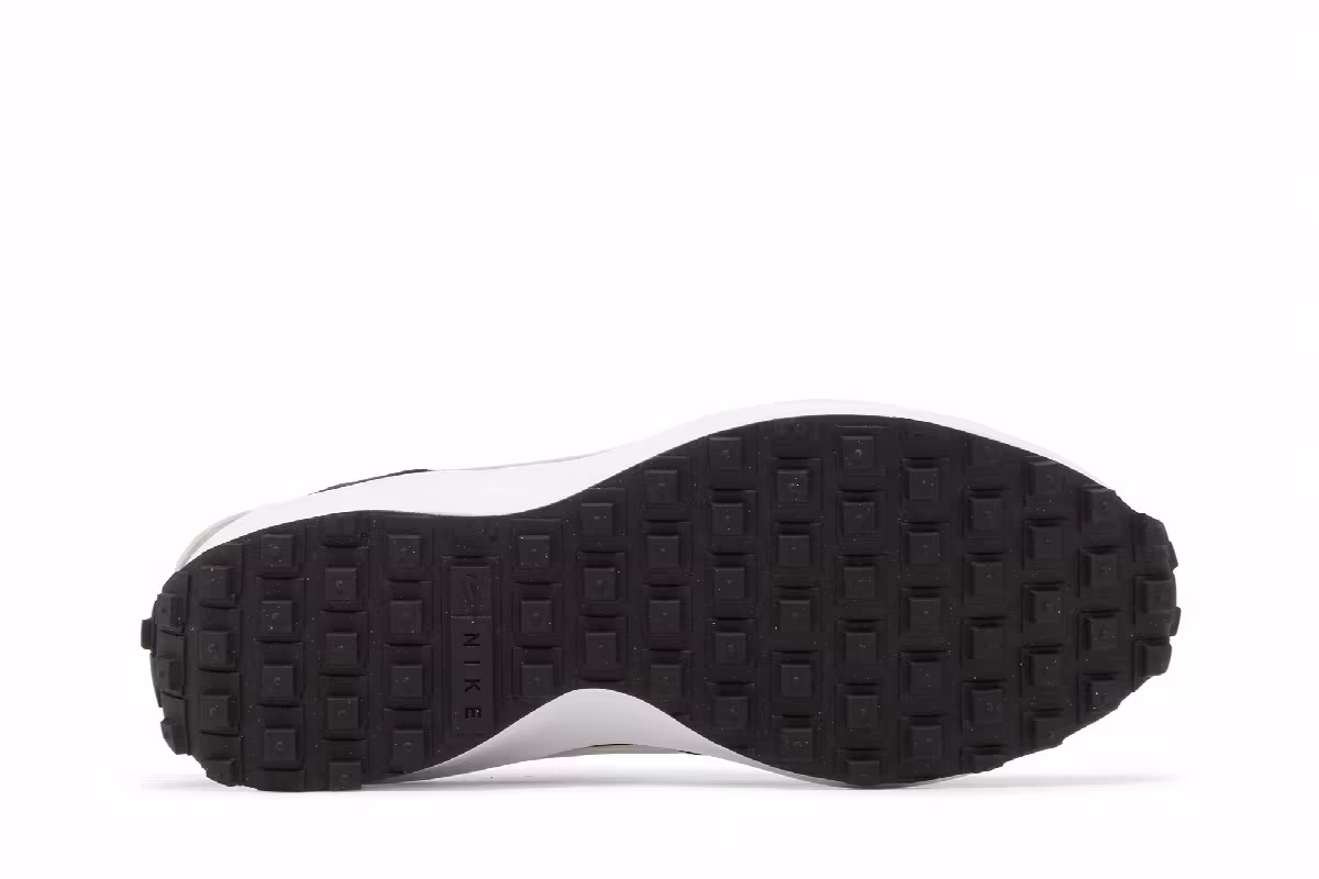 Nike Women's Waffle Debut Black White, view 5