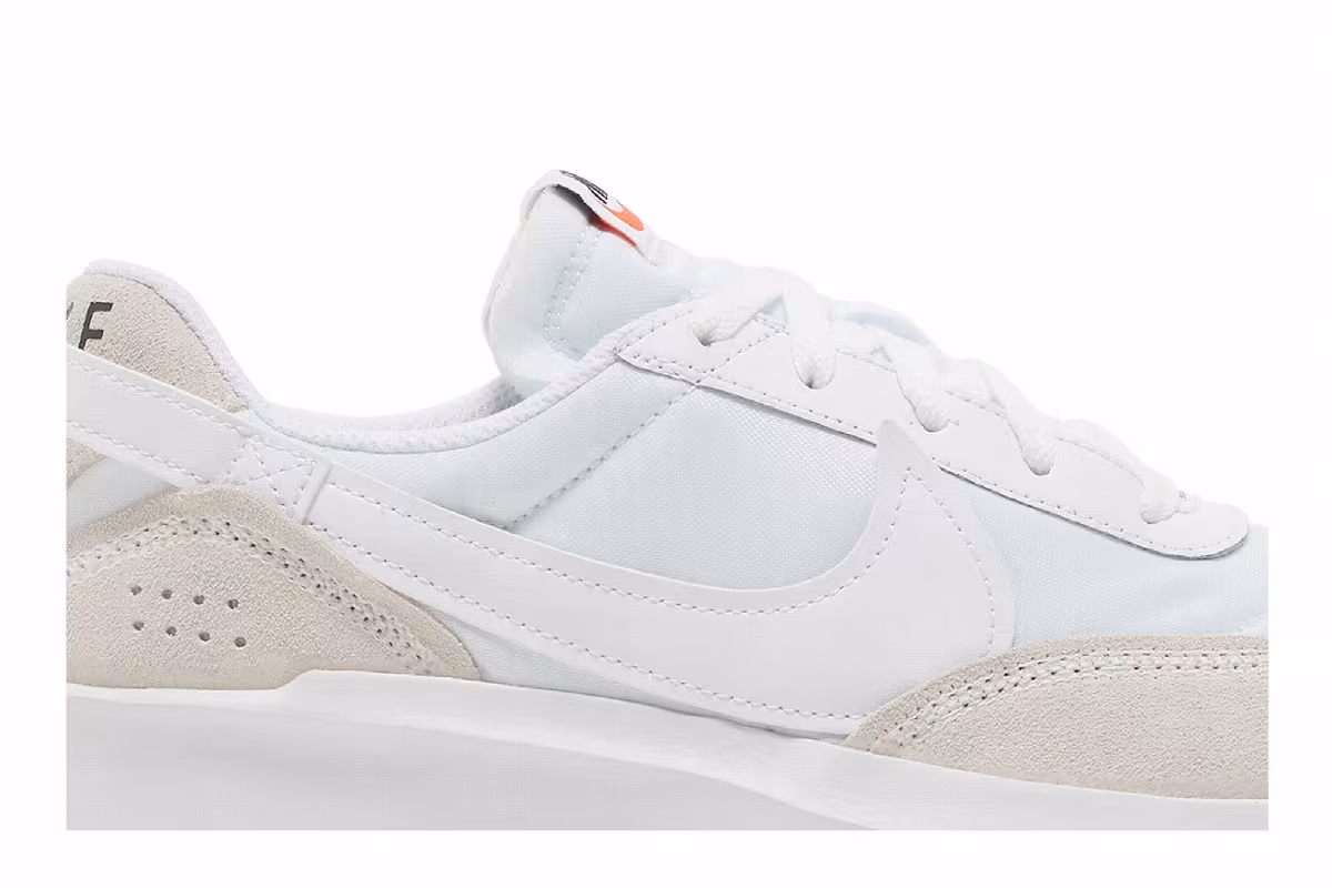 Nike Women's Waffle Debut White Grey, view 3