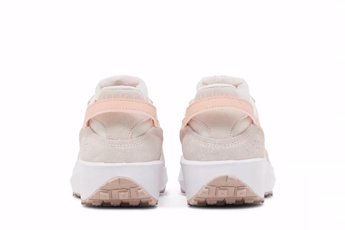 Nike Women's Waffle Debut Light Soft Pink, view 7