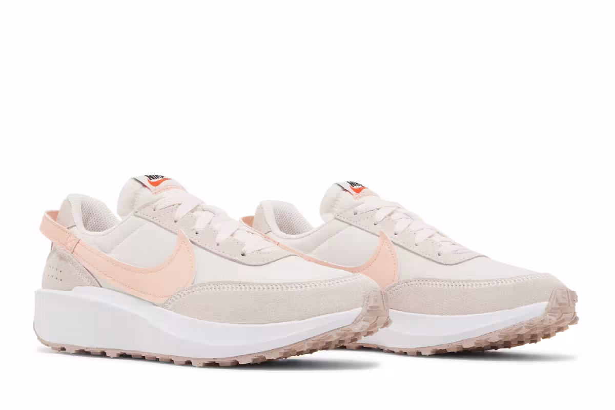 Nike Women's Waffle Debut Light Soft Pink, view 9