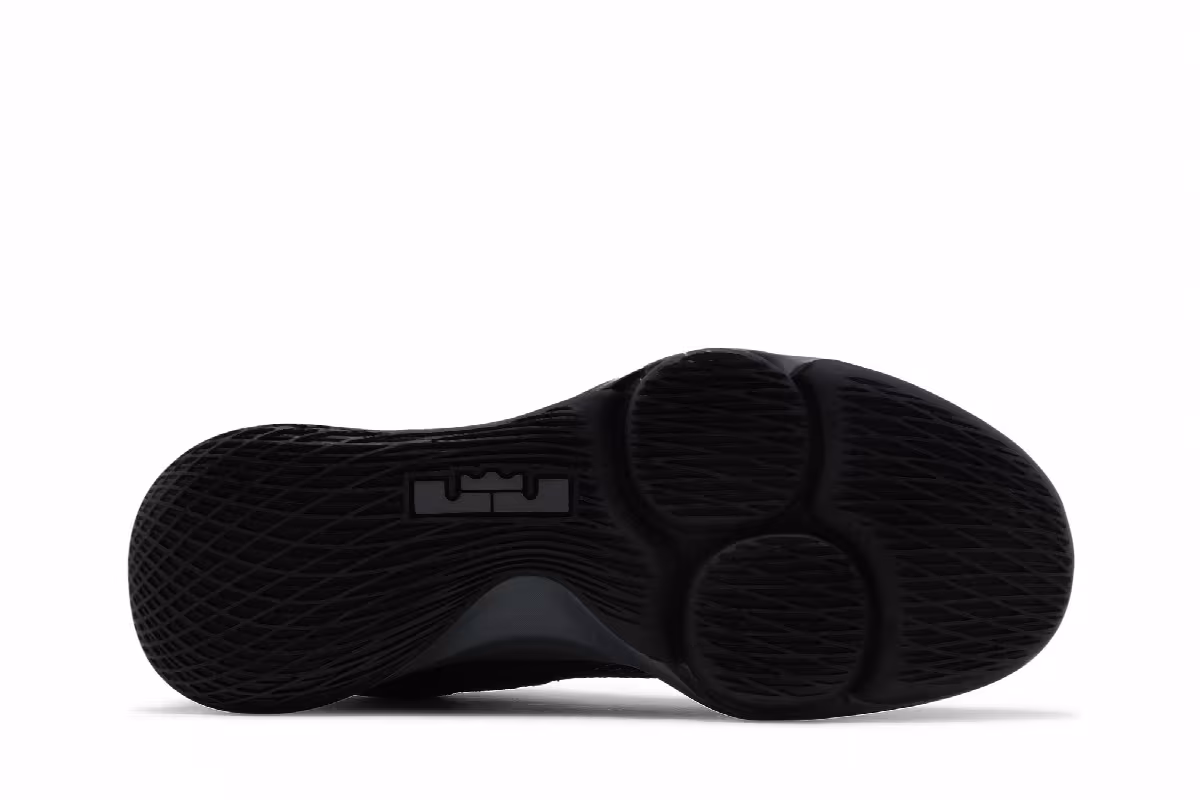 Nike LeBron Witness 4 Black, view 5