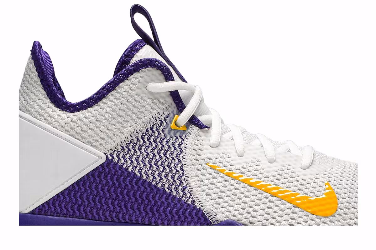 Nike LeBron Witness 4 Lakers, view 3