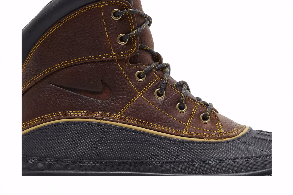 Nike Woodside 2 Dark Gold Leaf, view 3