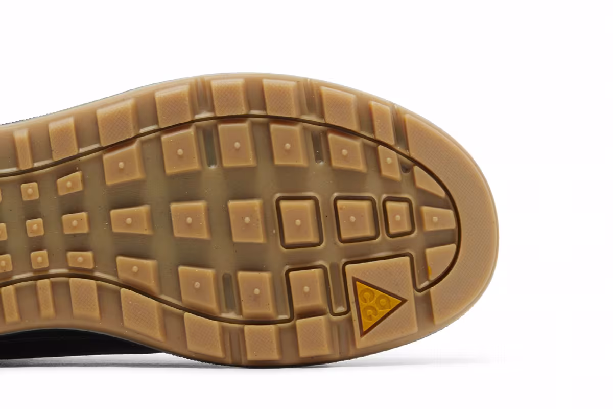 Nike Woodside 2 Dark Gold Leaf, view 6