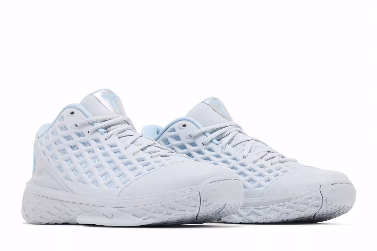 Nike Kobe 3 Low Protro Platinum Grey, view 9