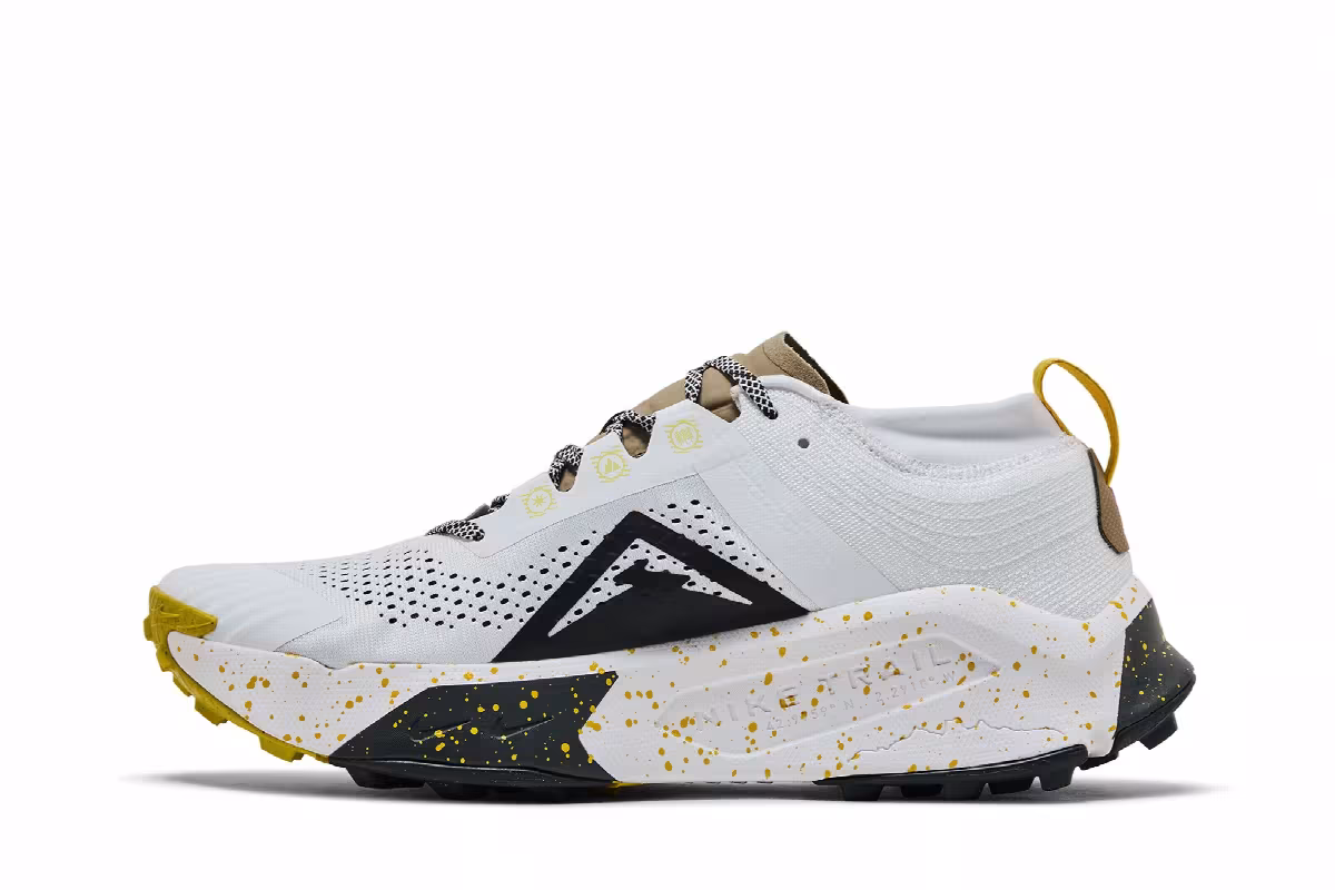 Nike ZoomX Zegama White Vivid Sulfur, view 4