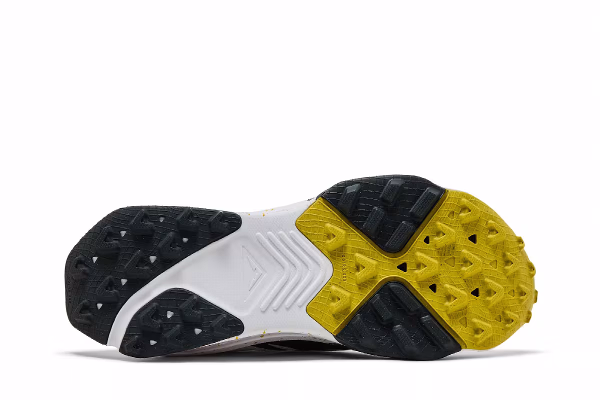 Nike ZoomX Zegama White Vivid Sulfur, view 5