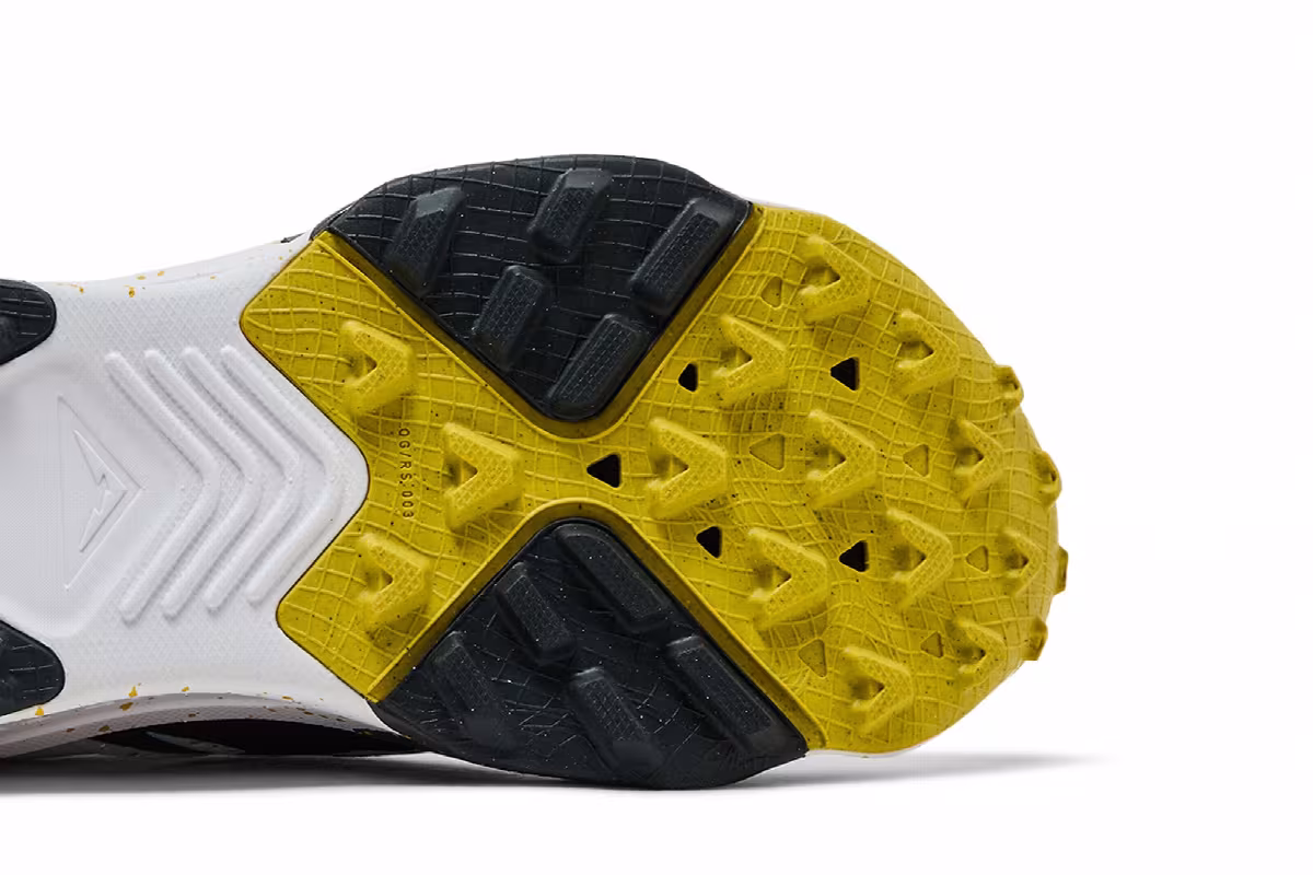 Nike ZoomX Zegama White Vivid Sulfur, view 6