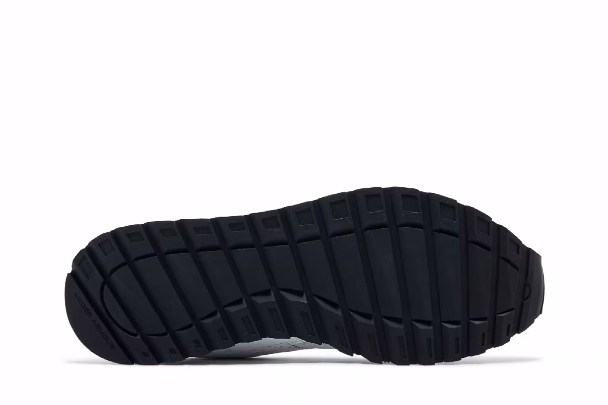 Under Armour Essential Runner White Black, view 5