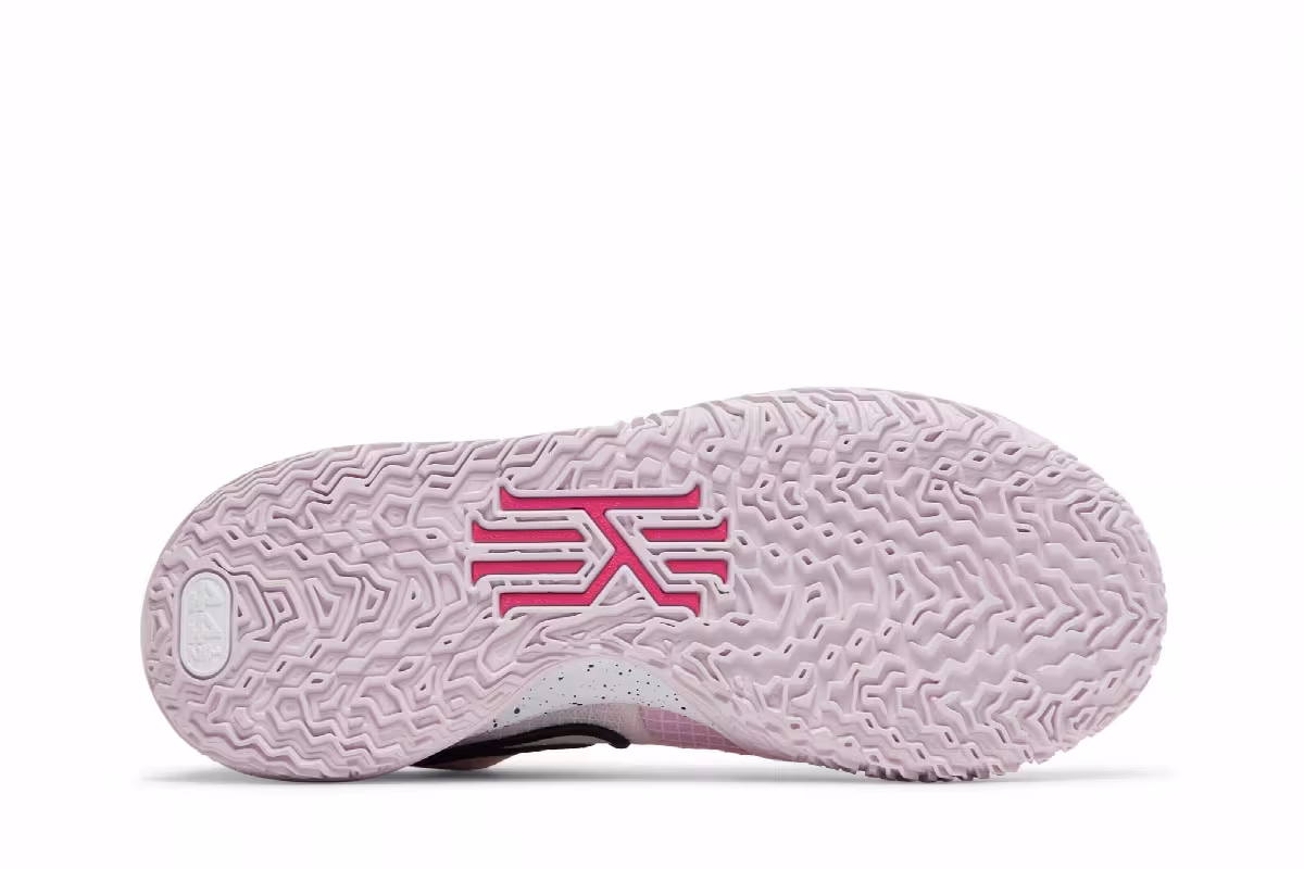 Nike Kyrie Low 4 Kay Yow, view 5