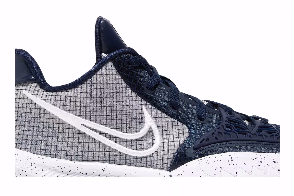 Nike Kyrie Low 4 TB College Navy, view 3