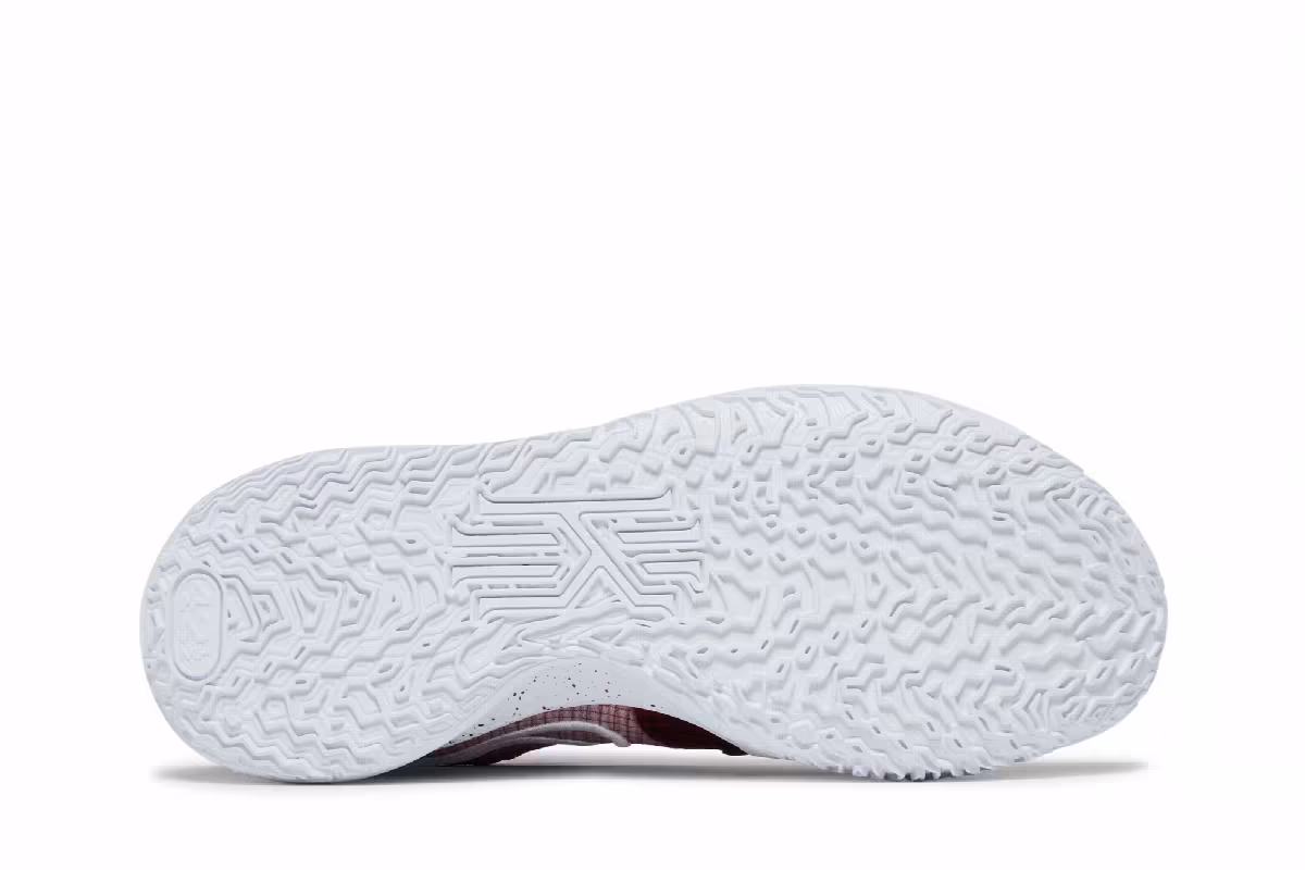 Nike Kyrie Low 4 TB Team Red, view 5