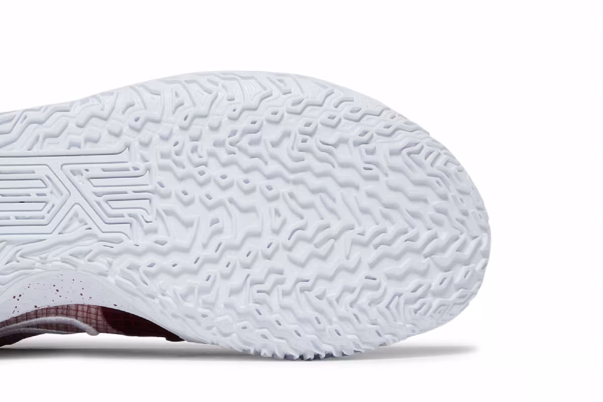 Nike Kyrie Low 4 TB Team Red, view 6