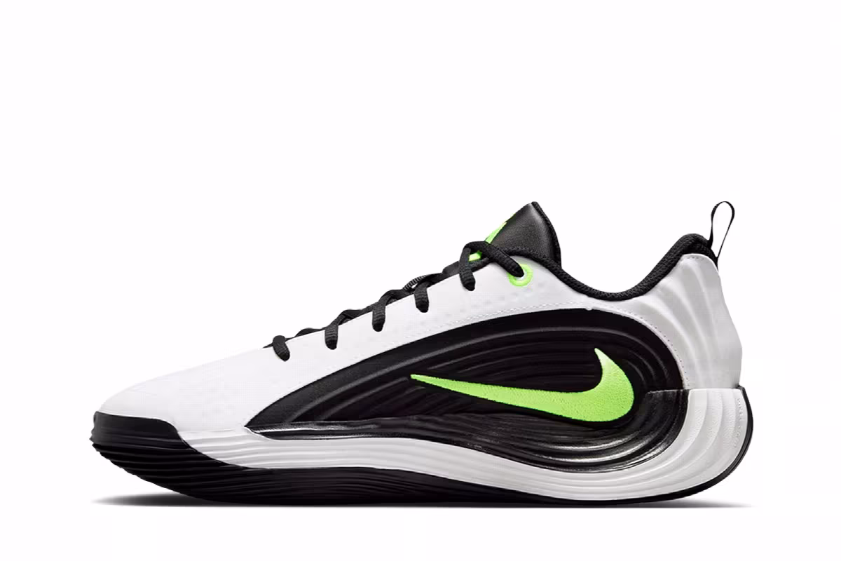 Nike Giannis Immortality 5 White Black, view 3