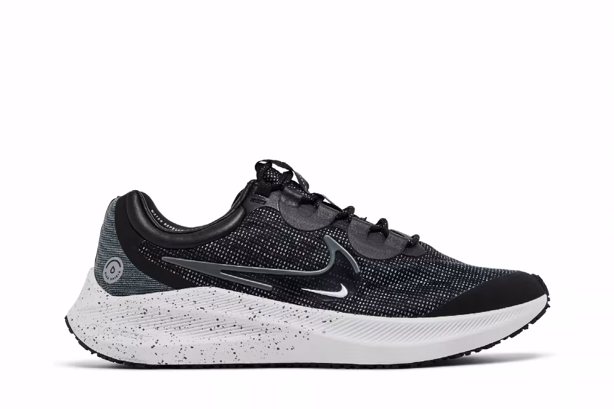 Nike Winflo 8 Shield Black Iron Grey, view 2
