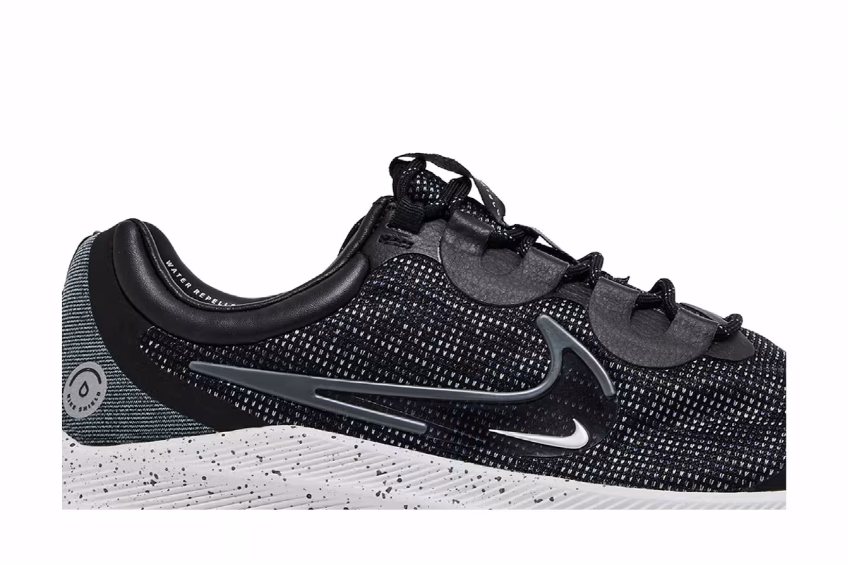 Nike Winflo 8 Shield Black Iron Grey, view 3