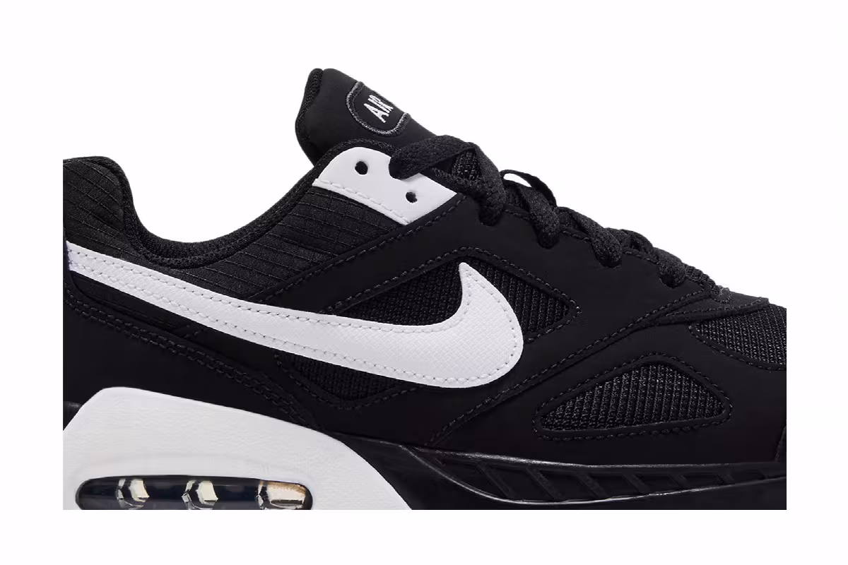 Nike Air Max IVO GS Black White, view 3