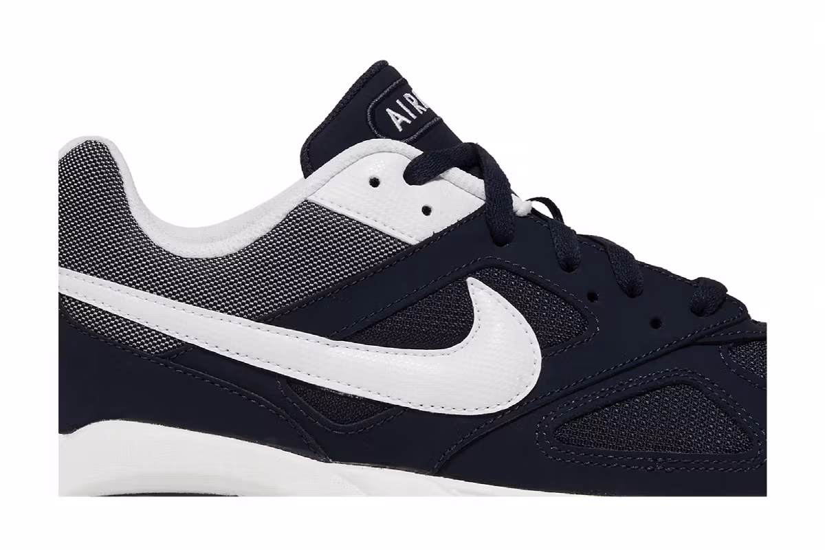 Nike Air Max IVO Obsidian, view 3