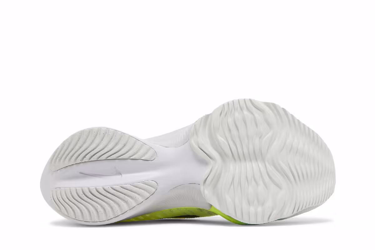 Nike Women's Air Zoom Tempo NEXT% Flyknit Fast Pack, view 5
