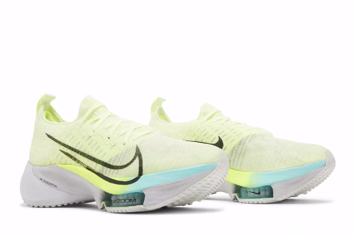 Nike Women's Air Zoom Tempo NEXT% Flyknit Fast Pack, view 9
