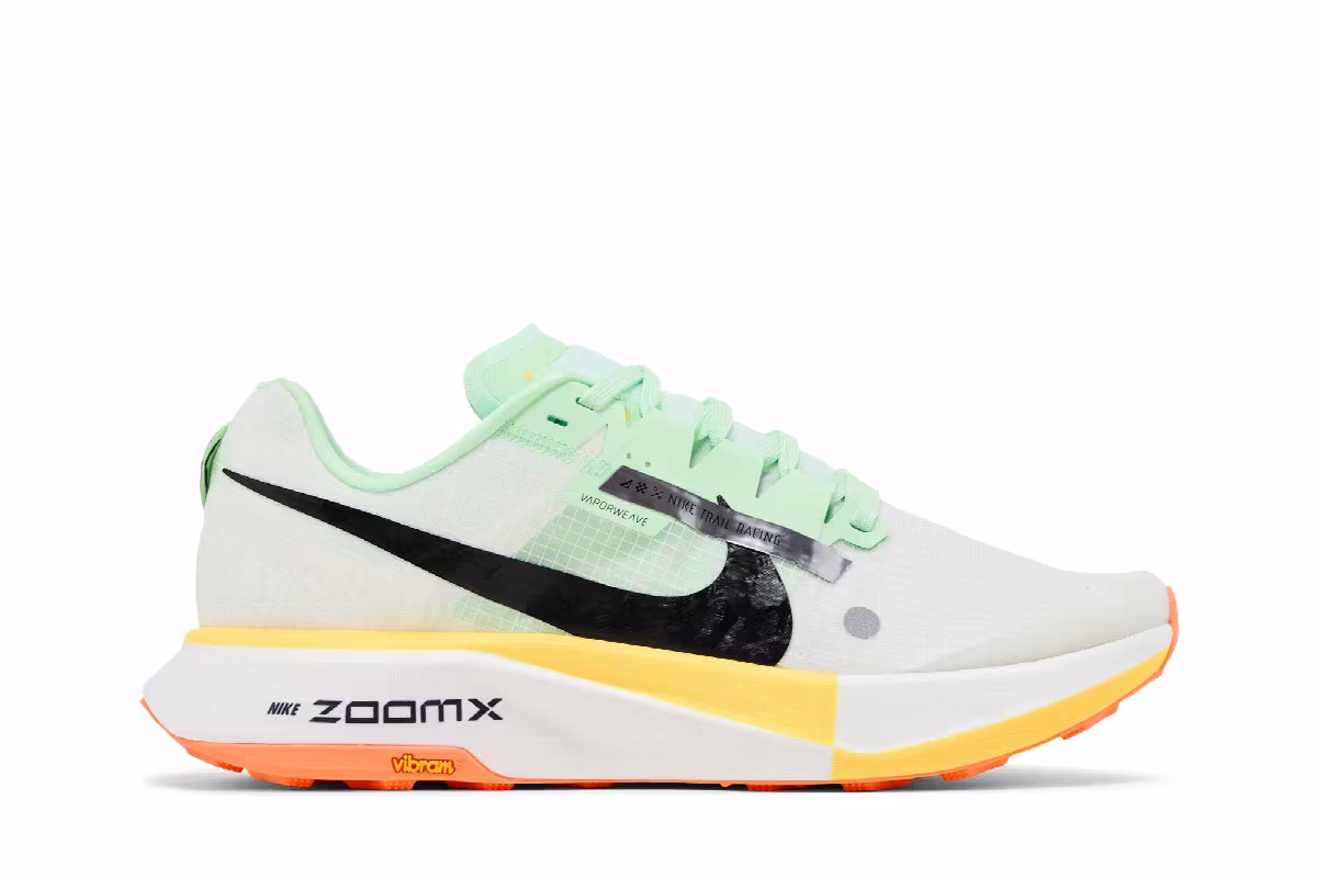 Nike ZoomX Ultrafly Trail Summit White Vapor Green, view 2