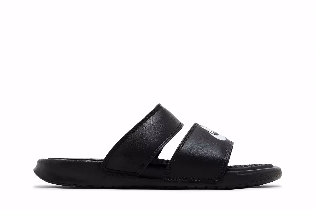 Nike Women's Benassi Duo Ultra Slide Black, view 2