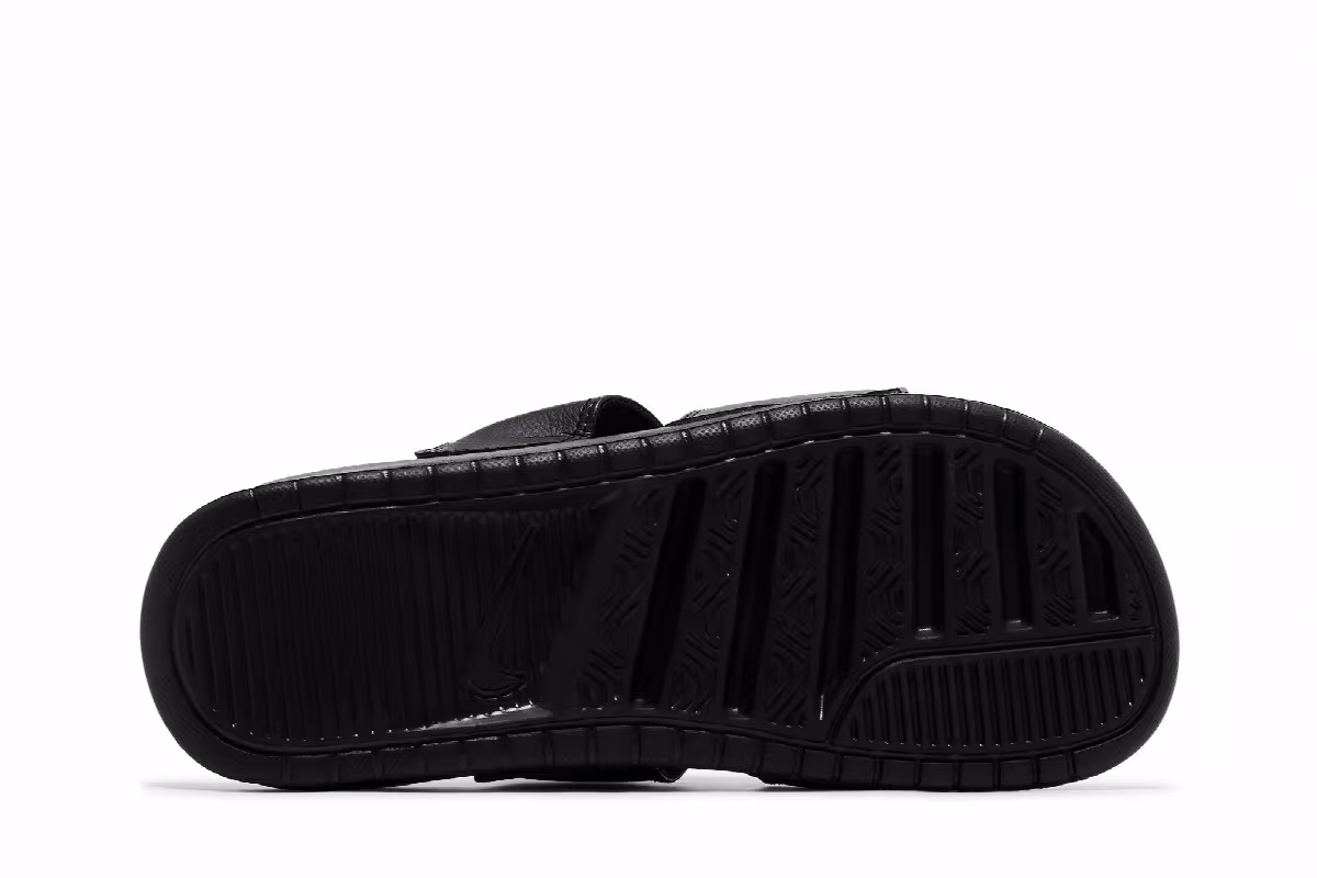Nike Women's Benassi Duo Ultra Slide Black, view 5