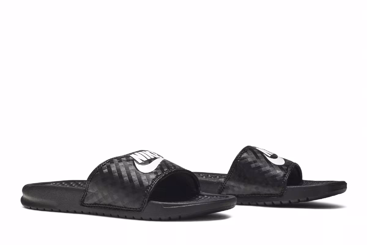 Nike Women's JDI Benassi Slides Black Diamond Pattern, view 9